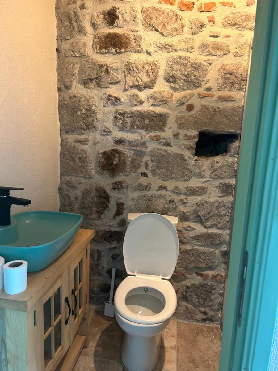 Asclepius Boutique Hotel & Cafe - Housity