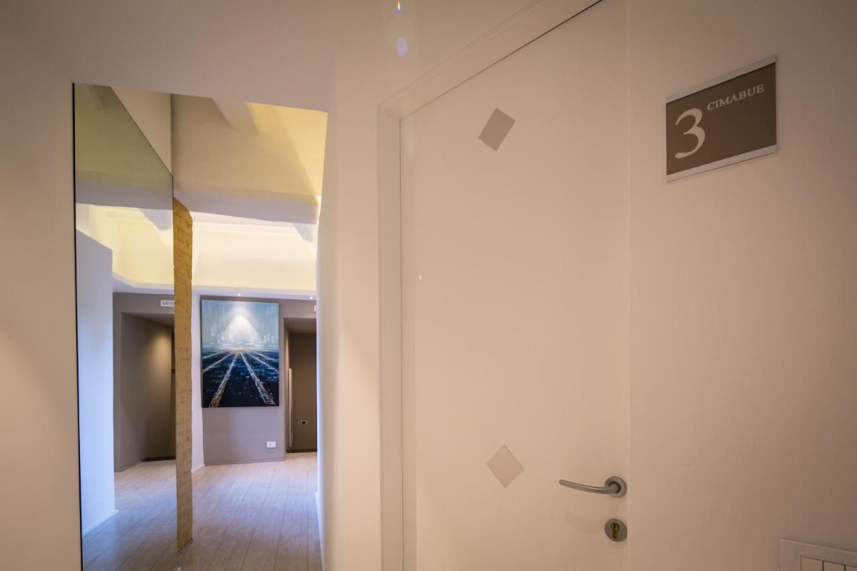 Hotel Degli Affreschi - Housity