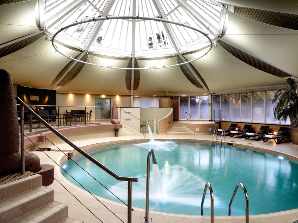The Vineyard Hotel & Spa - Housity