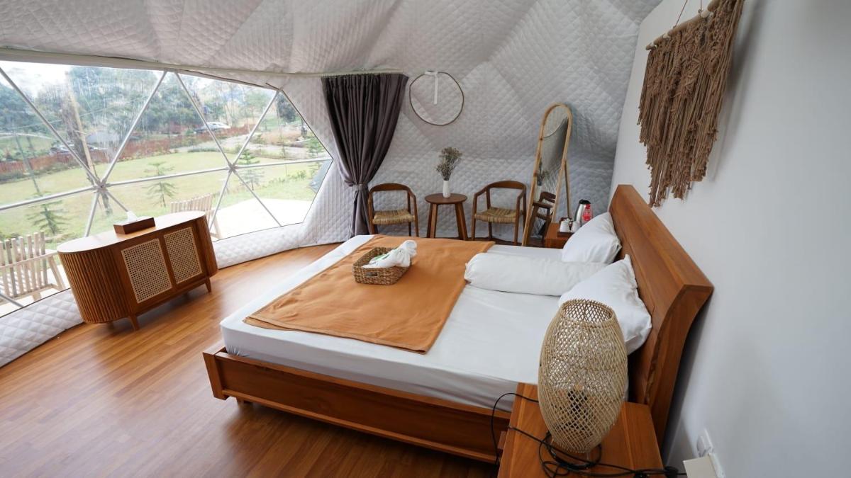 Tiris Pisan Glamping & Resort Puncak - Housity