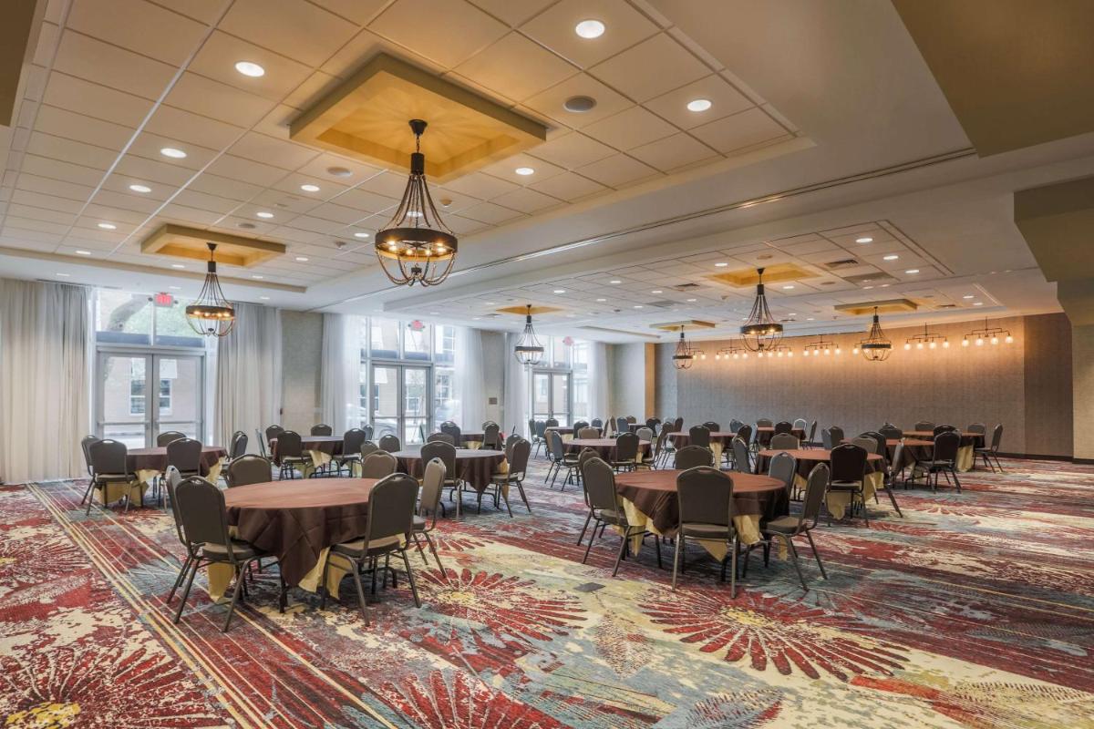 Homewood Suites By Hilton Charleston Historic District - Housity