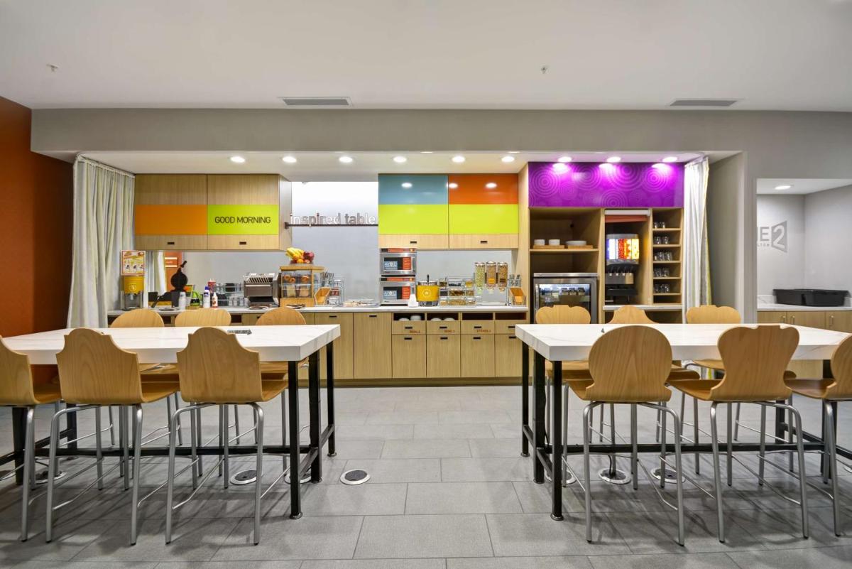 Home2 Suites By Hilton Blue Ash Cincinnati - Housity