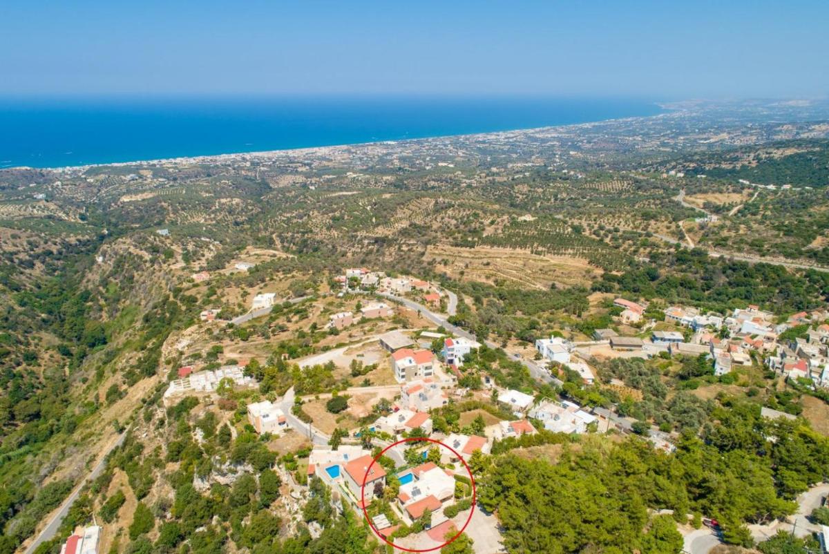 Villa Ilia - Housity