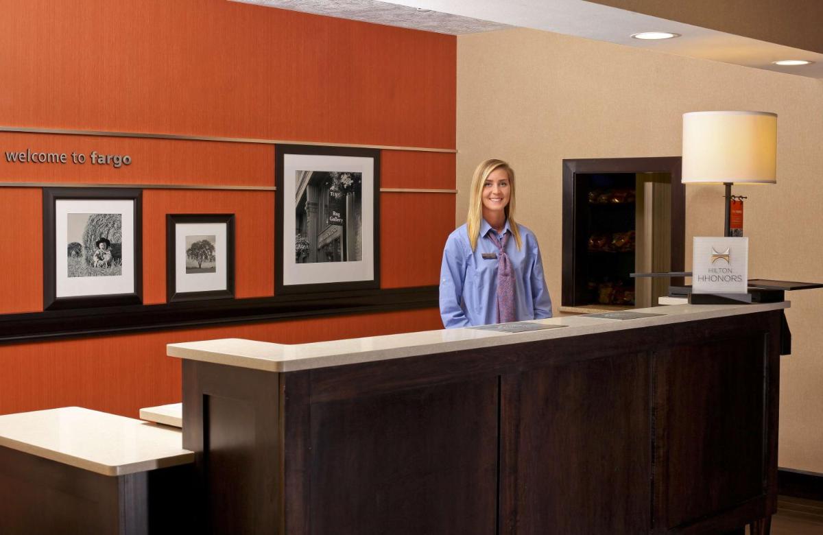 Hampton Inn & Suites Fargo Medical Center - Housity