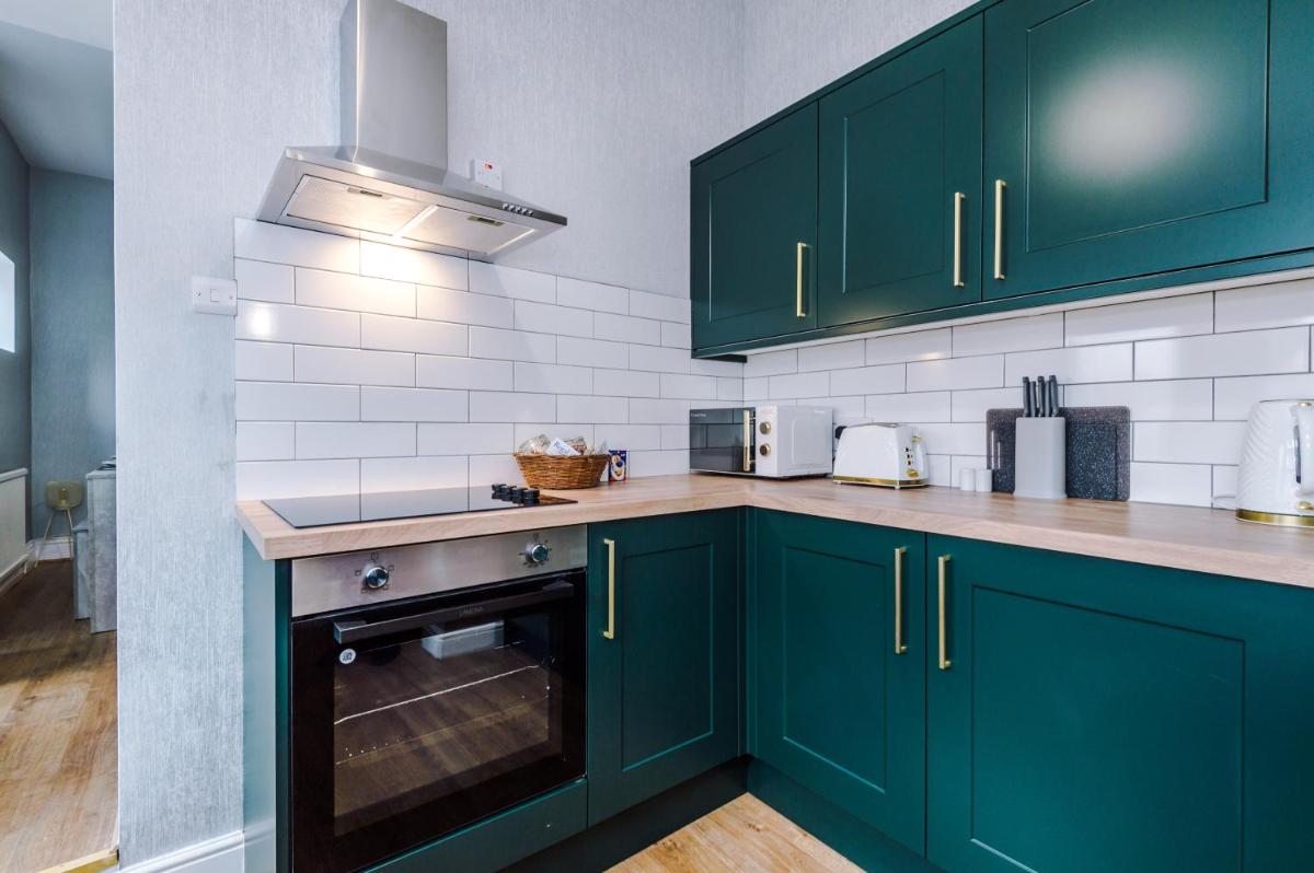 3 bed property, upto 8 guests near city Centre - Housity