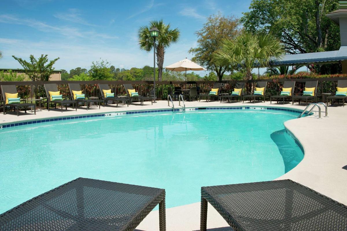 Hampton Inn Hilton Head - Housity