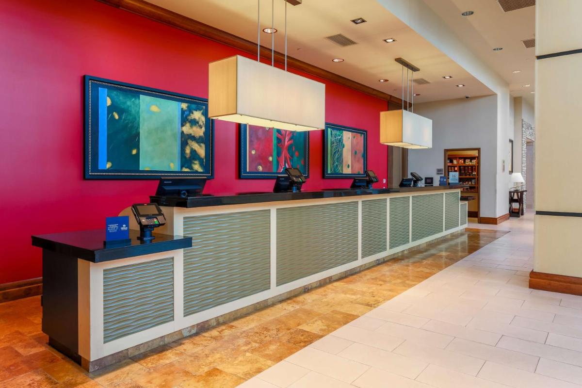 Hilton Branson Convention Center - Housity