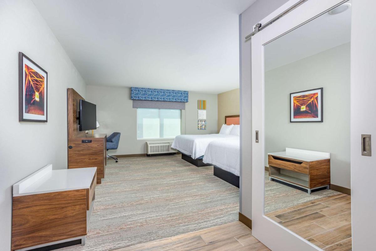 Hampton Inn Bedford In, In - Housity