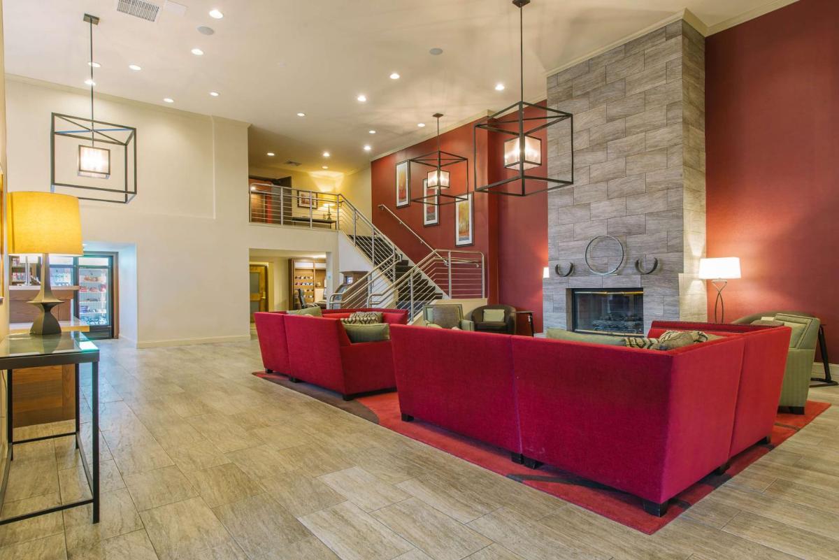 Hotel MTK Mount Kisco - Housity