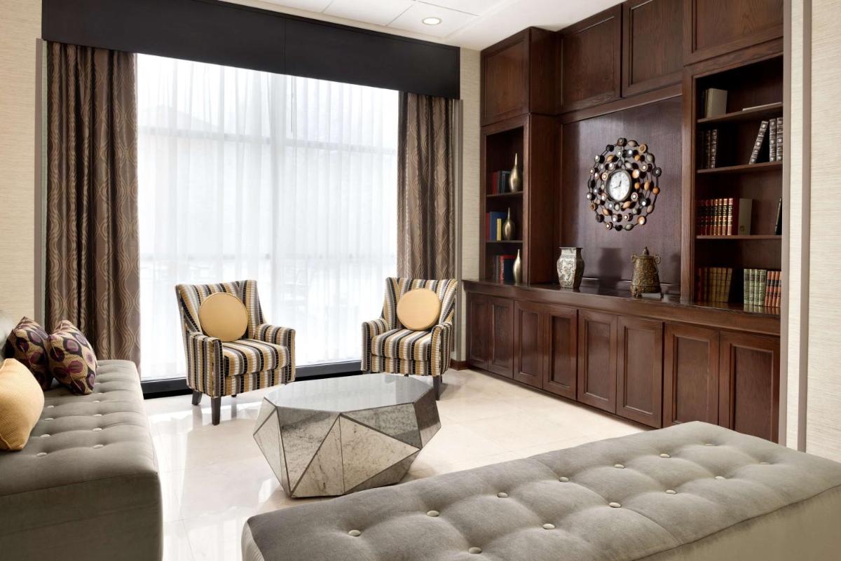 Suitetrails - DoubleTree by Hilton Milwaukee/Brookfield