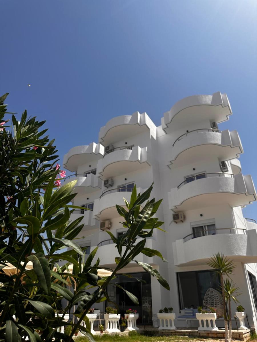Hotel Belle Vue - Housity