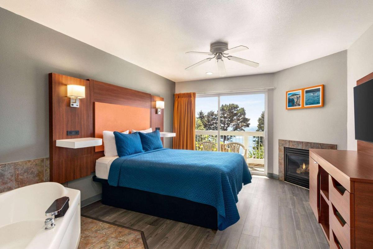 Travelodge by Wyndham Depoe Bay - Housity