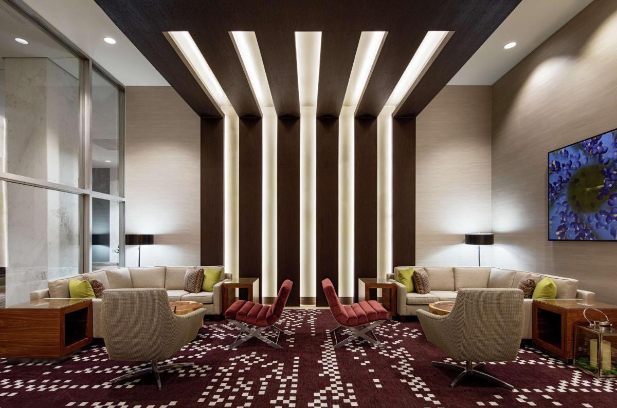 Hilton Garden Inn Downtown Dallas - Housity