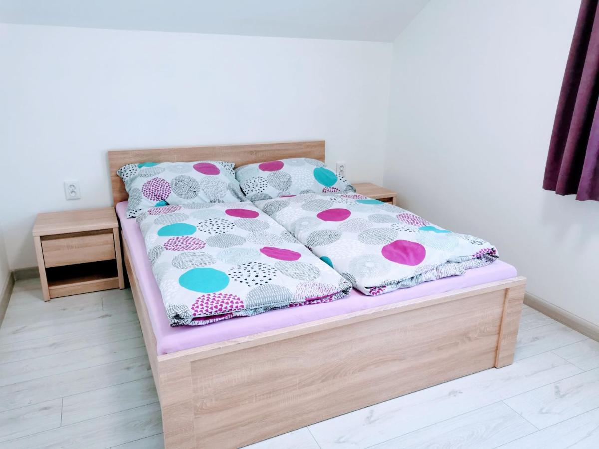 Comenius Apartments - Apartmány na rohu - Housity