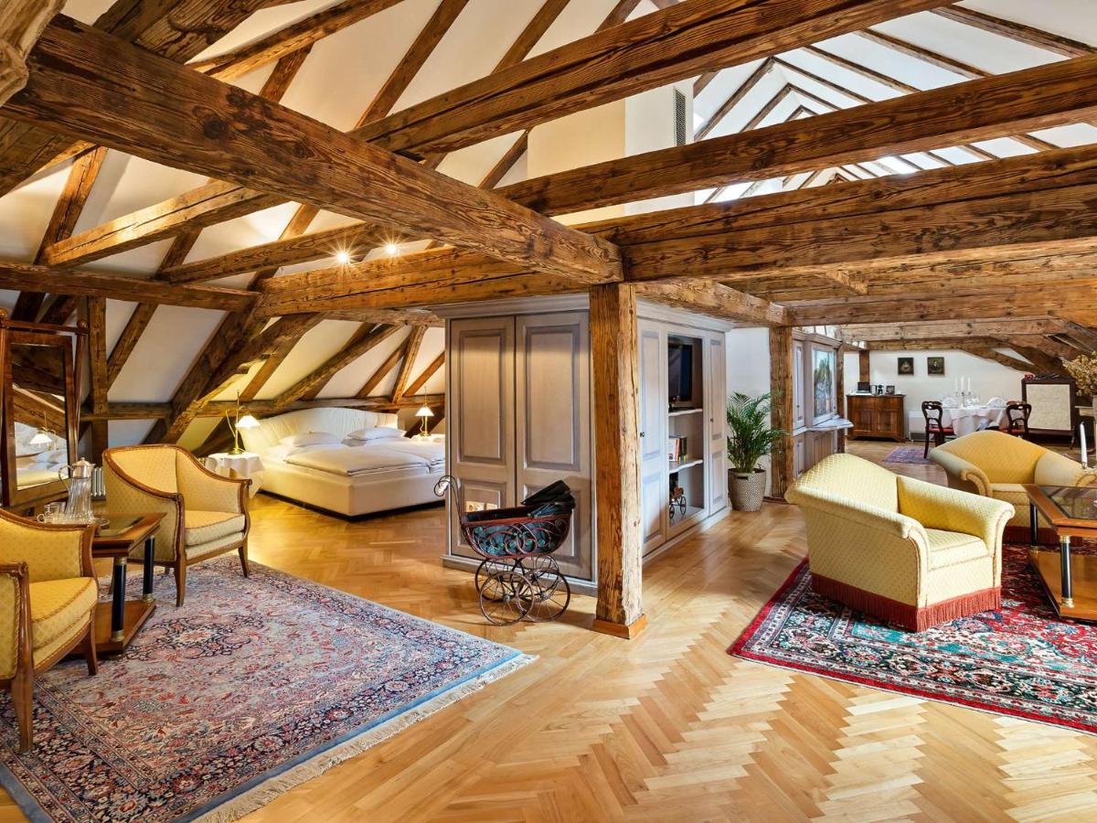 Radisson Blu Hotel Altstadt - Housity