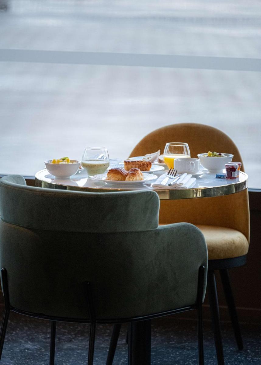 Nourriture dans l'hôtel ou à proximité
