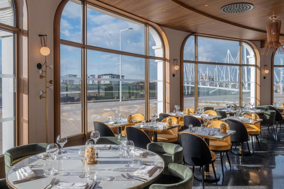 Restaurant ou autre lieu de restauration dans l'établissement Radisson Blu Grand Hotel & Spa, Malo-Les-Bains