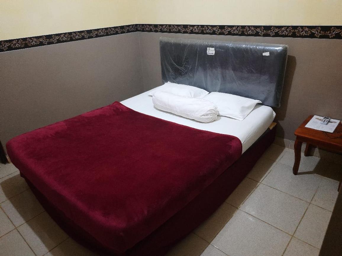HALFWAY House - Housity