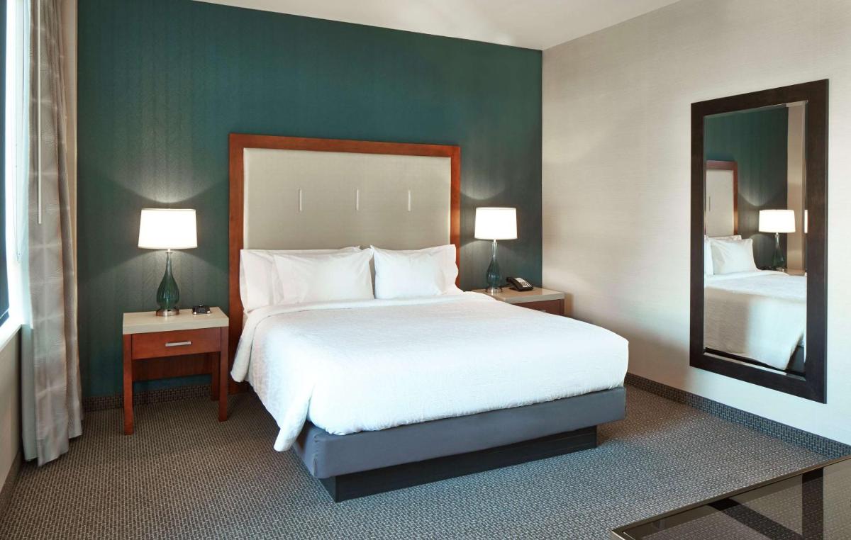 Hilton Garden Inn Phoenix Downtown - Housity