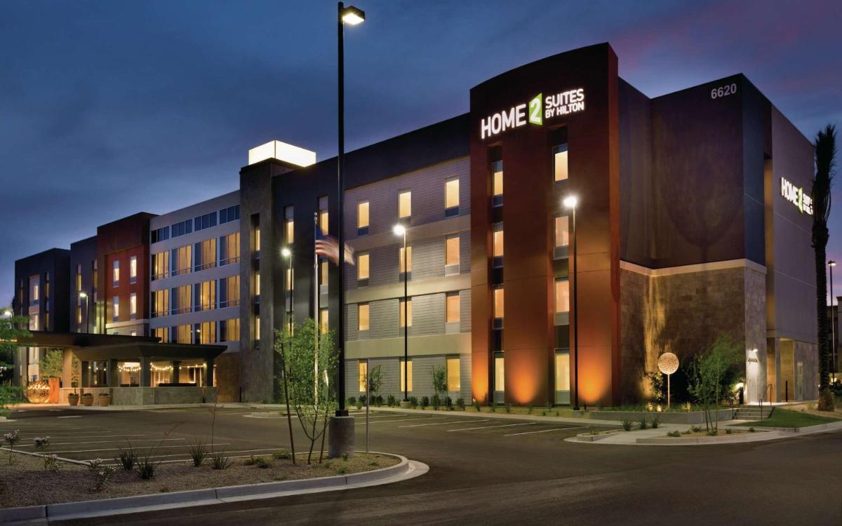 Home2 Suites By Hilton Glendale Westgate - Housity