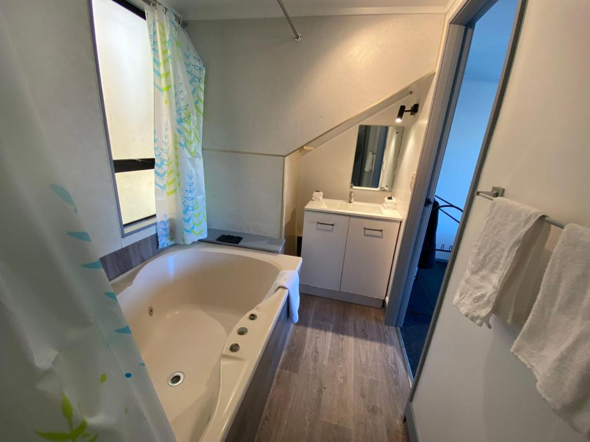 Ace Motor Lodge - Housity