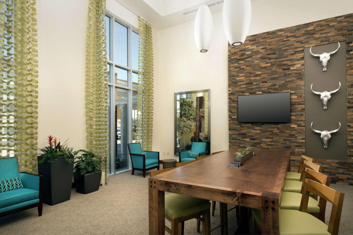 Hilton Garden Inn San Antonio Airport South - Housity