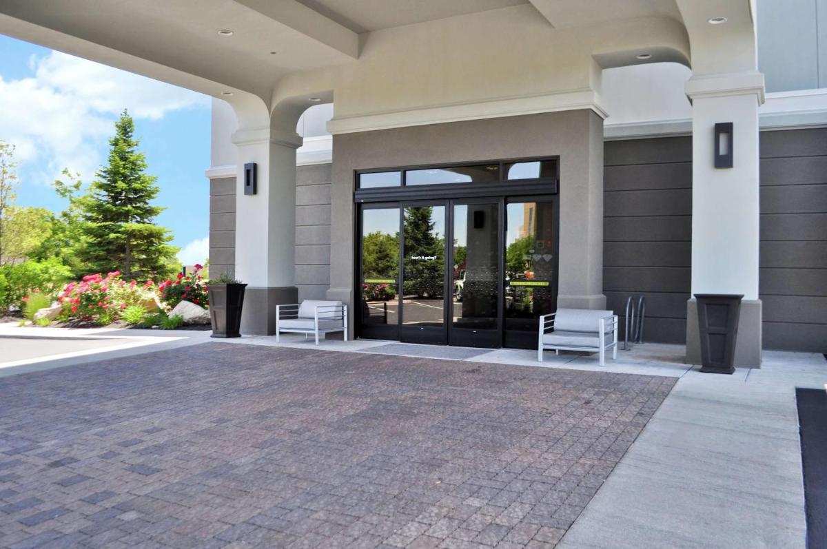 Hampton Inn & Suites Salt Lake City-West Jordan - Housity