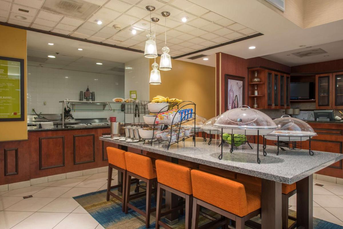 Hilton Garden Inn Tupelo - Housity