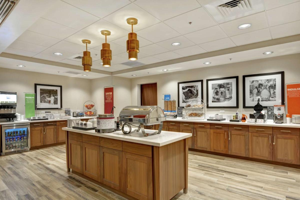 Hampton Inn & Suites Tucson Marana - Housity