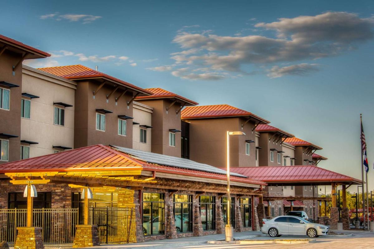 Hampton Inn & Suites Boulder North - Housity