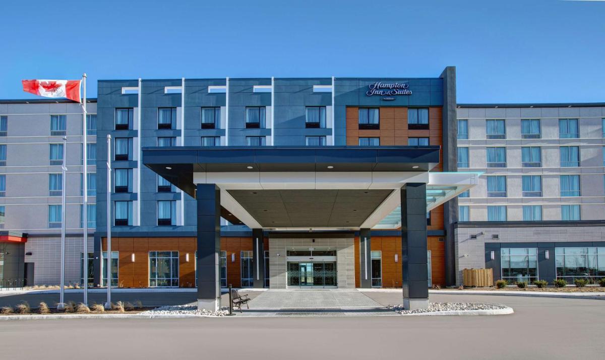 Hampton Inn & Suites By Hilton Waterloo St. Jacobs - Housity