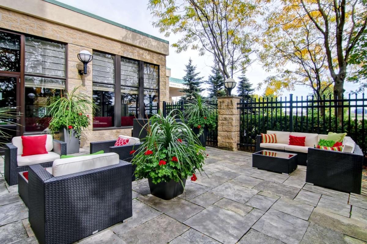 Hilton Garden Inn Toronto/Markham - Housity