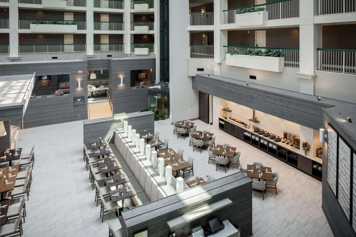 Hilton Suites Brentwood - Housity