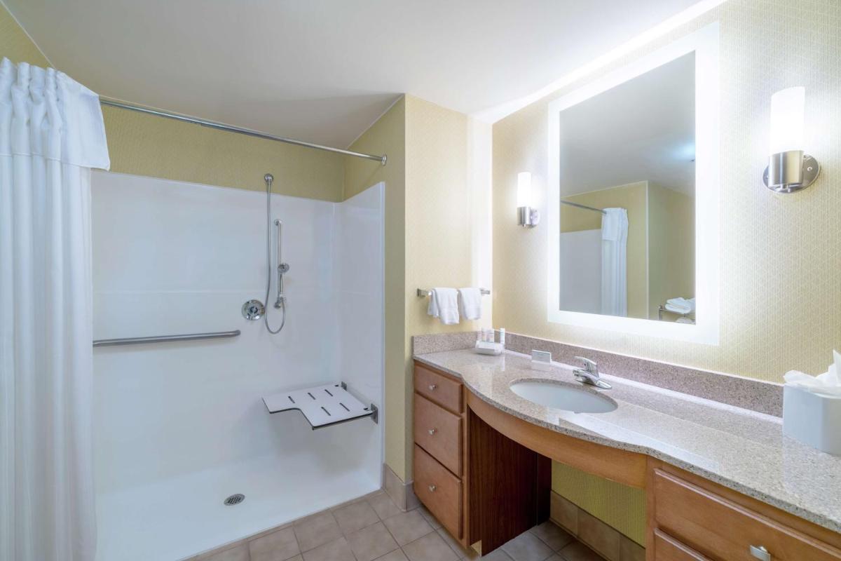 Homewood Suites by Hilton Philadelphia-Valley Forge - Housity