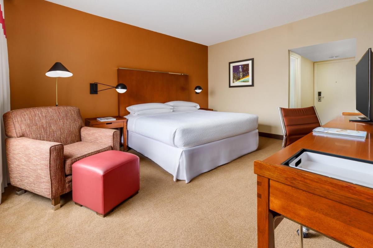 Four Points by Sheraton Los Angeles International Airport - Housity