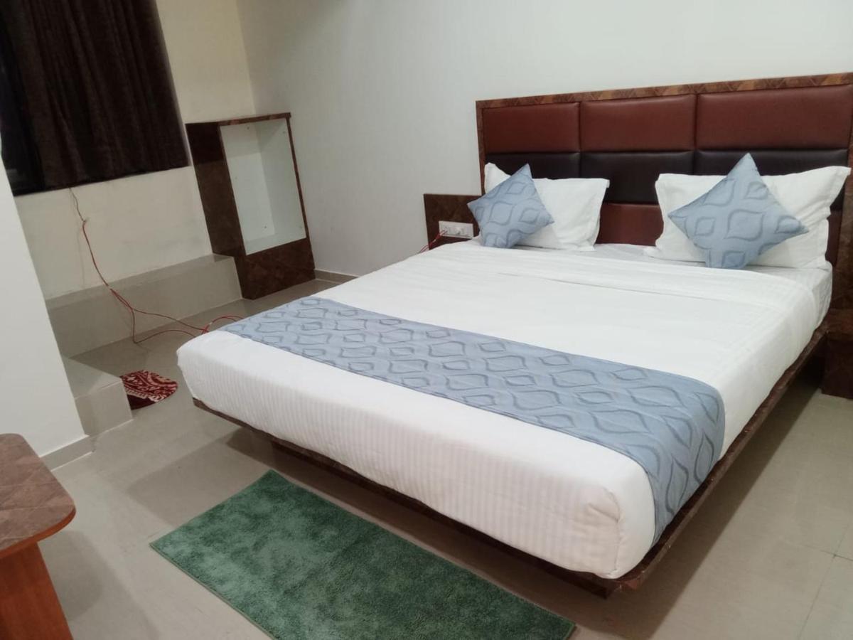 HOTEL RK VILLA - Housity
