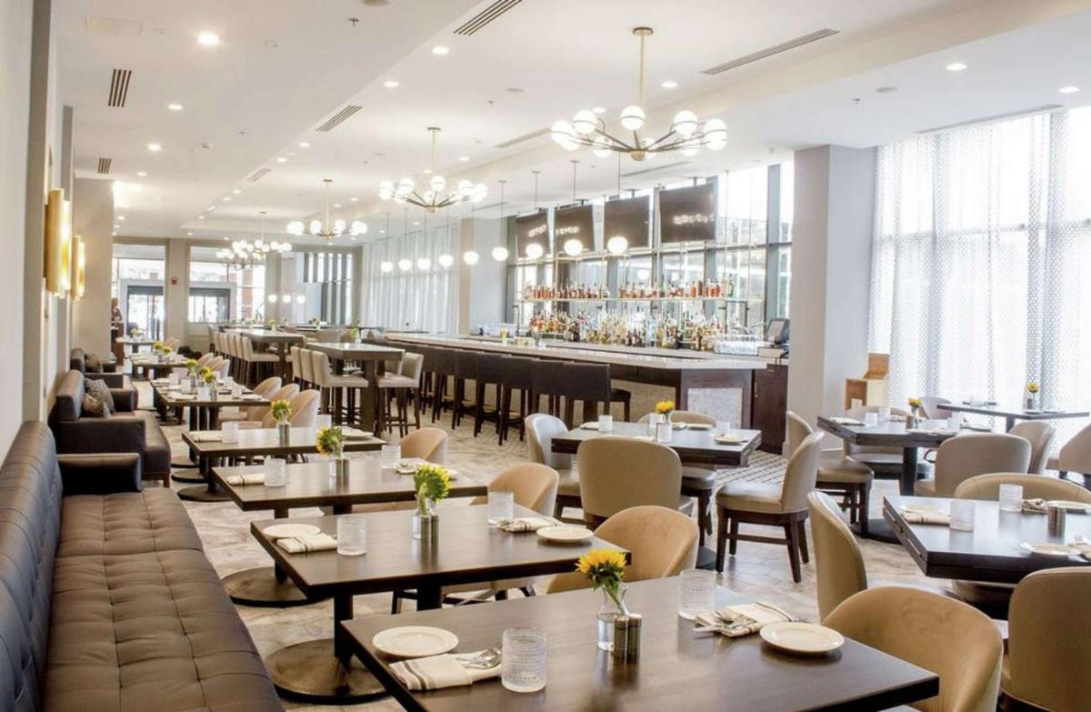 DoubleTree by Hilton Charlottesville - Housity