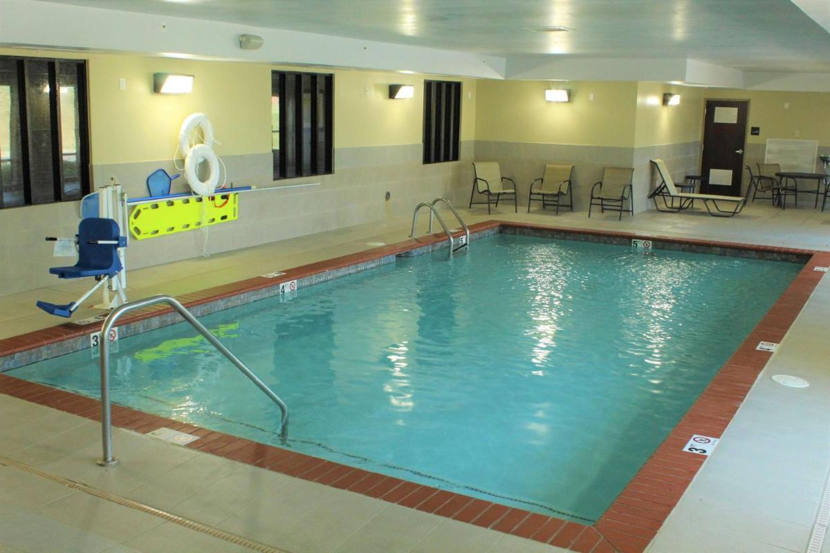 Hampton Inn Indianapolis NW/Zionsville - Housity