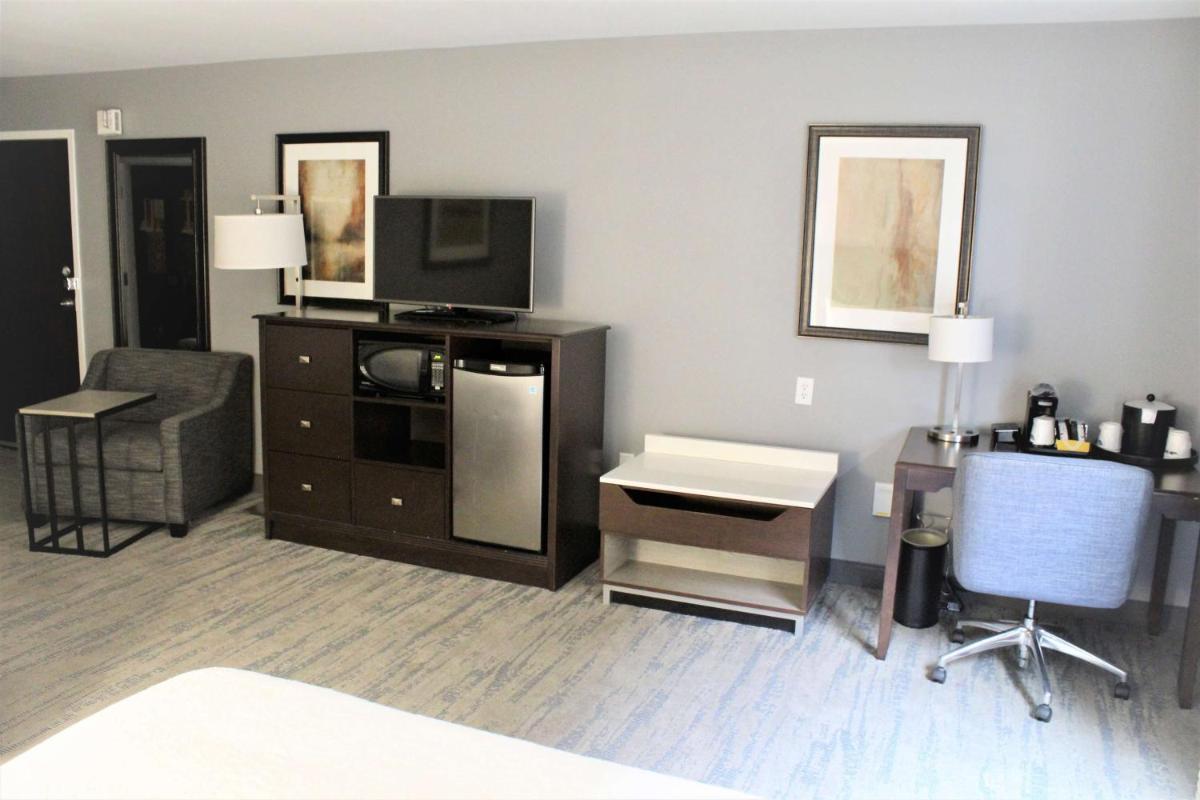 Hampton Inn Indianapolis NW/Zionsville - Housity