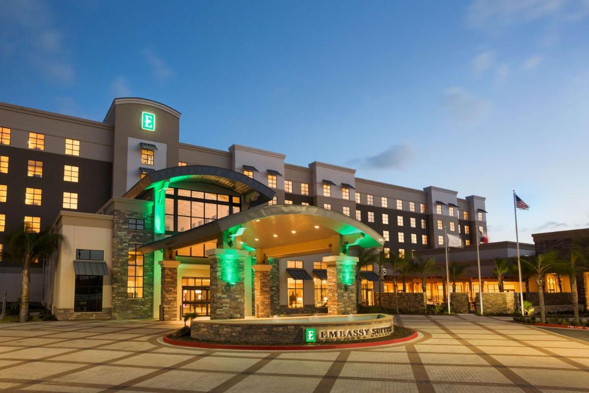 Embassy Suites by Hilton McAllen Convention Center - Housity