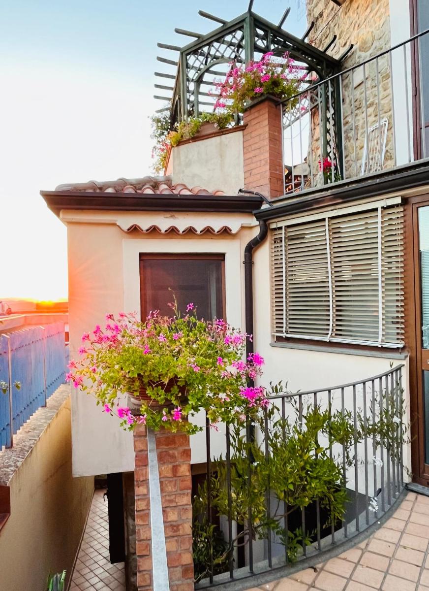 La Casa al Piccolo Borgo - Housity
