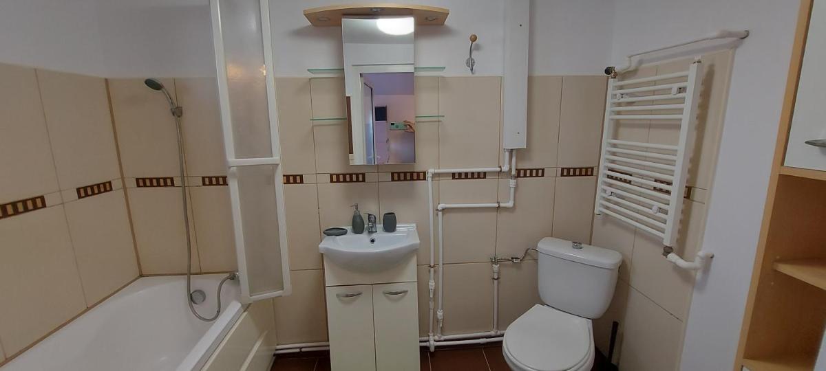 radu - Housity