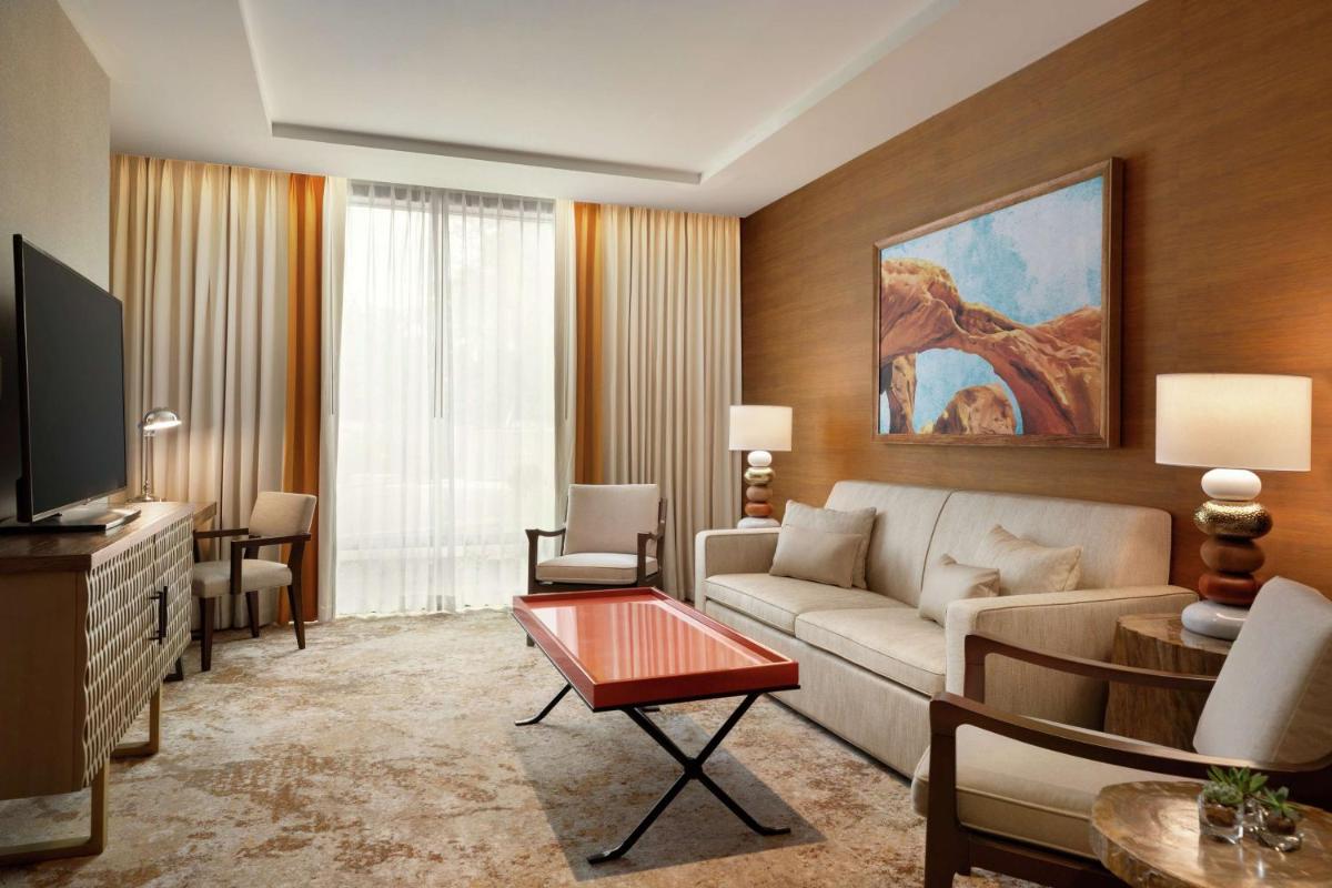 Hoodoo Moab, Curio Collection by Hilton - Housity