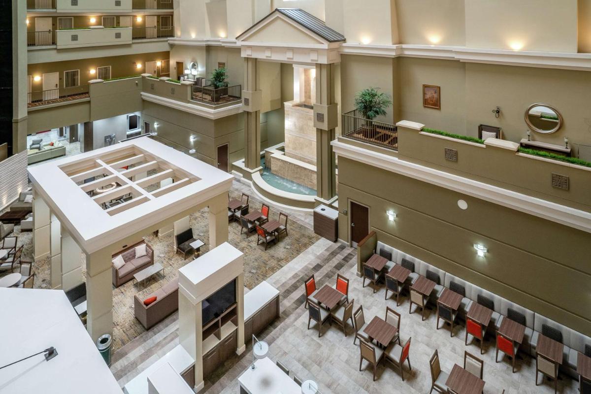 Embassy Suites Nashville - at Vanderbilt - Housity