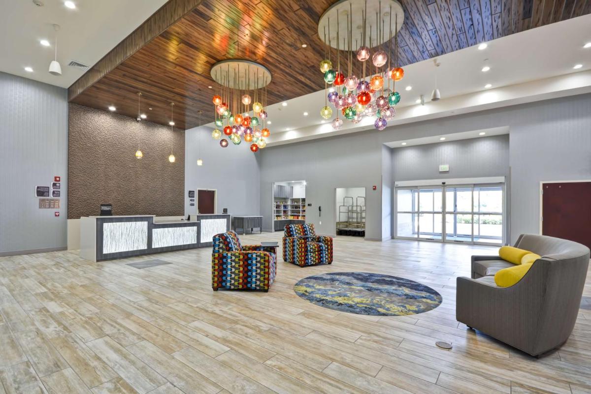 Homewood Suites by Hilton Orlando Theme Parks - Housity