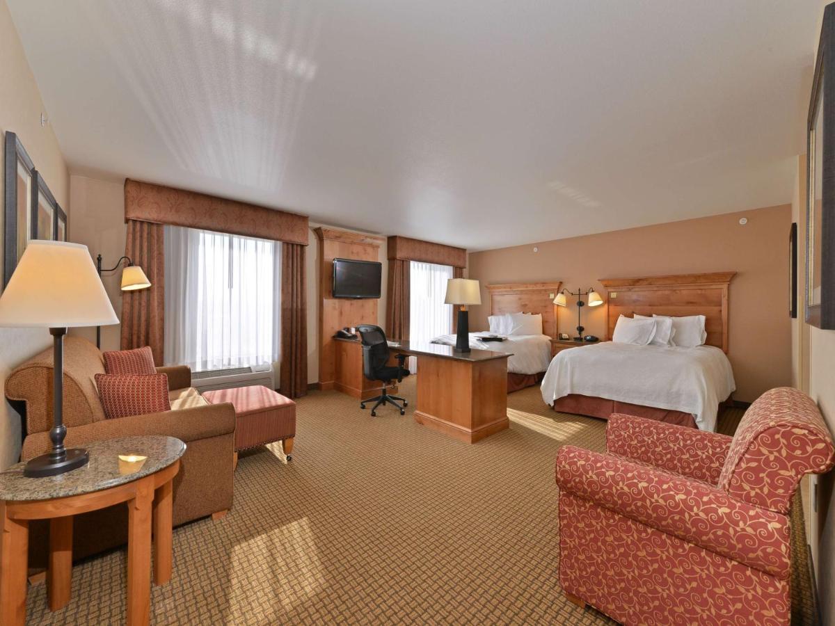 Hampton Inn & Suites Buffalo - Housity
