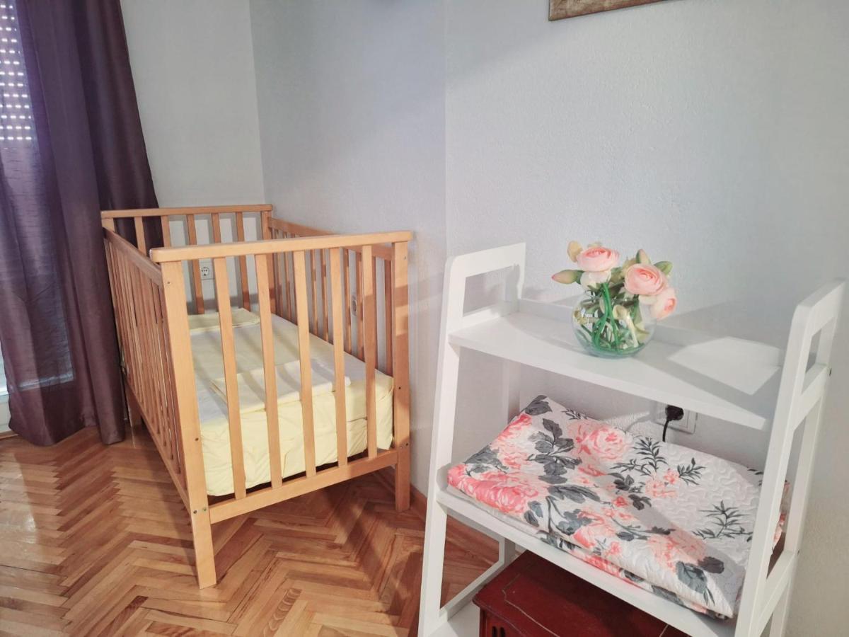 Apartman Square - Housity