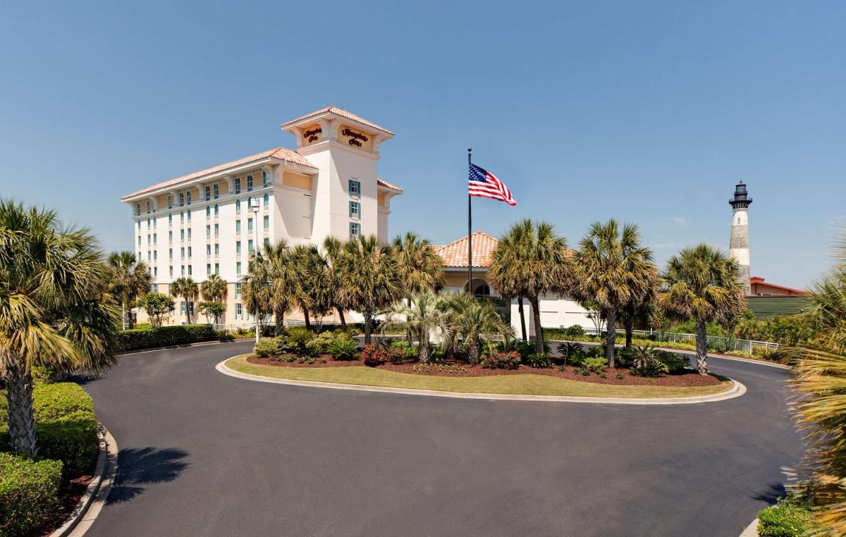 Hampton Inn Myrtle Beach Broadway at the Beach - Housity