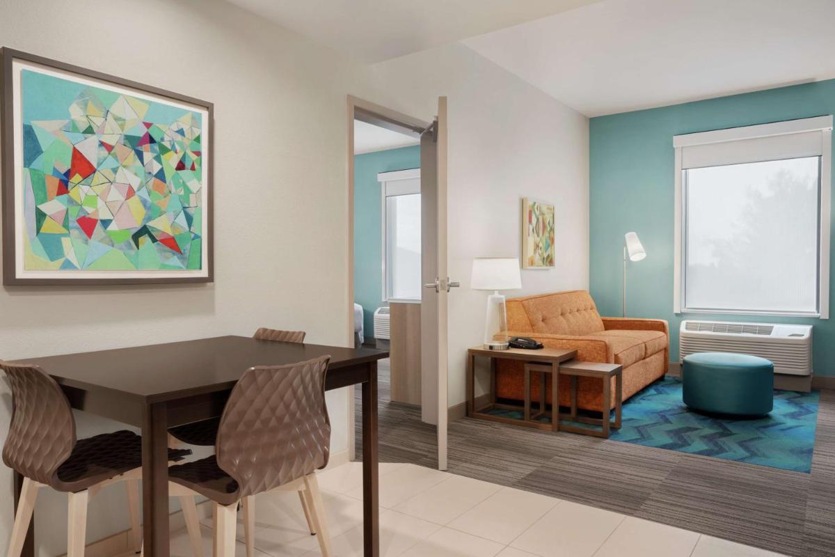 Home2 Suites By Hilton Warminster Horsham - Housity