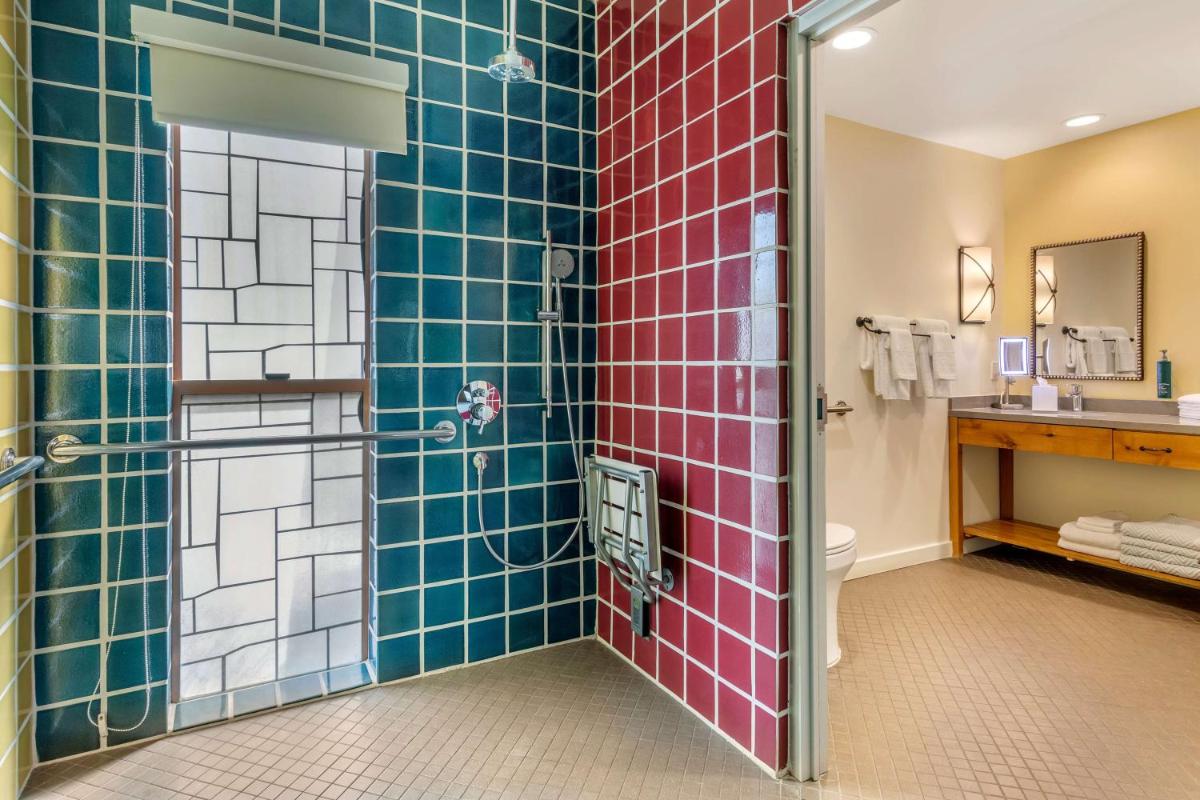 Hilton Grand Vacations Club Palm Desert - Housity